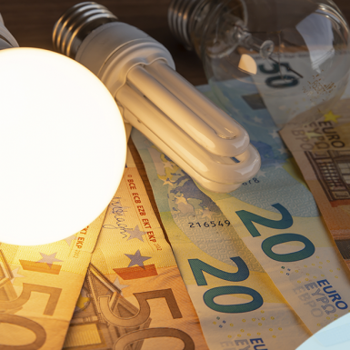 La luz cambia cada 15 minutos, pero 3 de cada 10 españoles aún no entienden su factura