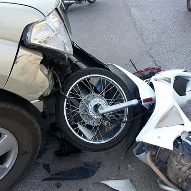 ¿Qué hacer ante un accidente de moto?