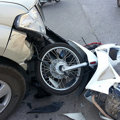 ¿Qué hacer ante un accidente de moto?