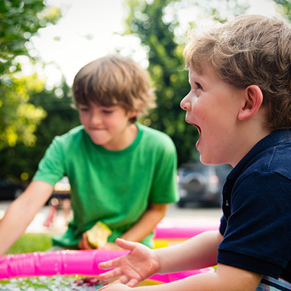 Niños y recién nacidos en el seguro de salud