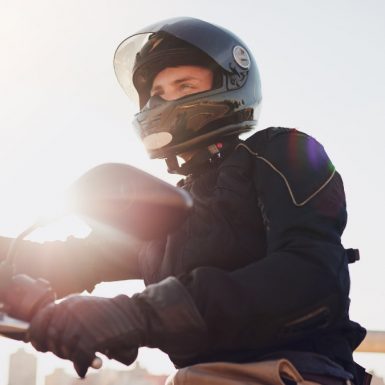 El 93% de los motoristas recomienda utilizar airbag a otros conductores