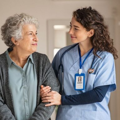 Asistencia sanitaria a domicilio en el seguro de salud