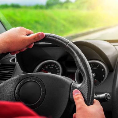 El sistema obligatorio que debe llevar tu coche para evitar multas de velocidad