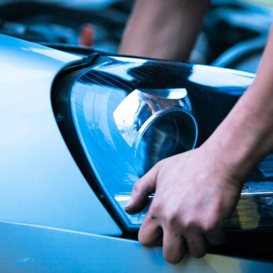 Cómo cambiar las luces del coche. ¿Qué hacer cuando se funde un foco?