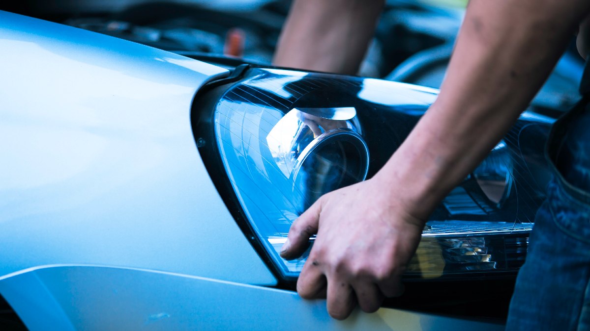 cambiar luces del coche