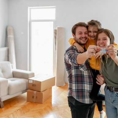 La compra de vivienda ya es casi el 40% de los ingresos anuales de las familias españolas