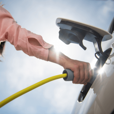 Seis consejos para cargar un coche eléctrico