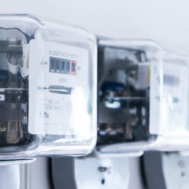 Contador de luz: cómo leerlo, qué significan sus luces y cómo usarlo para pagar menos