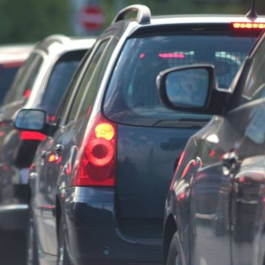 Diésel con más de 10 años, así son los coches en España