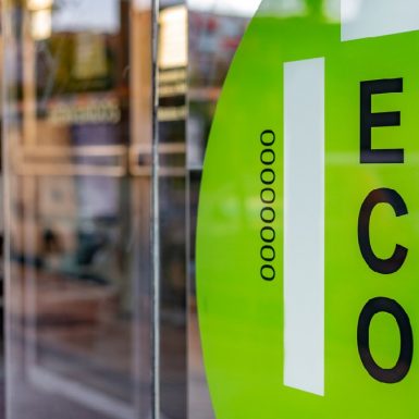 Etiquetas DGT eliminadas en Asturias