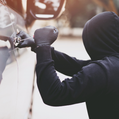 ¿Qué cubre el seguro si te roban el coche?