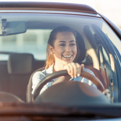 ¿Qué limitaciones tienen los conductores noveles?