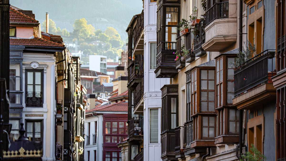 los españoles temen la okupacion