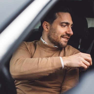 Mutua Madrileña congela las tarifas del seguro de coche al 30% de sus clientes