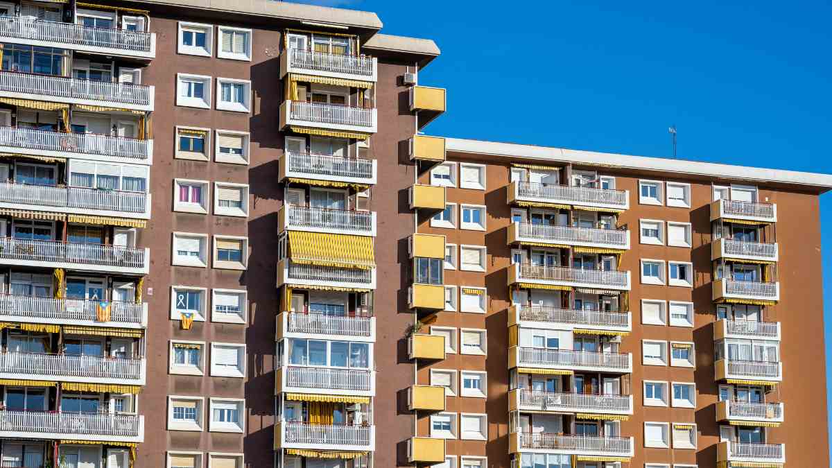 Nuevo desplome de la compra de viviendas y de la contratación de hipotecas