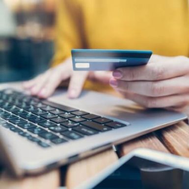 ¿Qué es la directiva de pagos electrónicos PSD2 y cómo te afecta?
