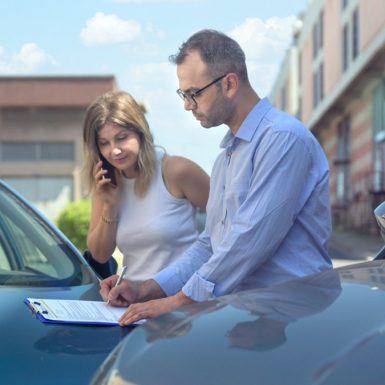 El precio de los seguros de coche se dispara un 6,5% en junio