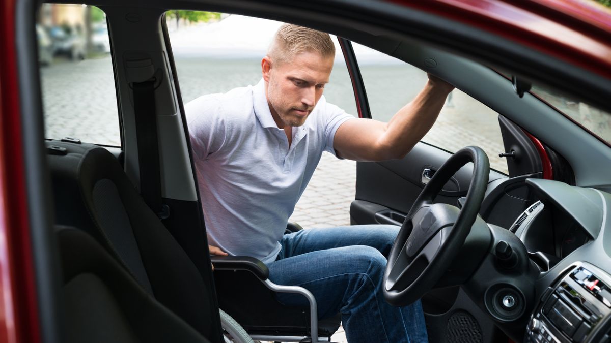 seguro de coche movilidad reducida