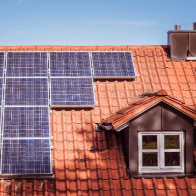 ¿El seguro de hogar cubre los paneles solares?