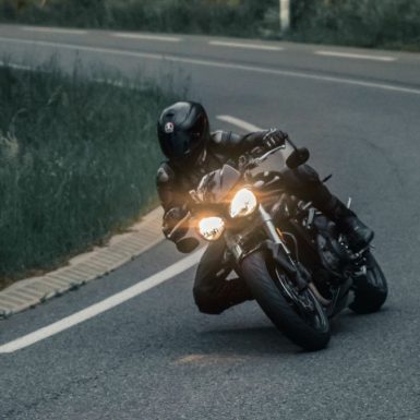 Seguros de moto a terceros básico