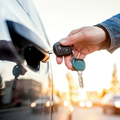 ¿Cómo es el seguro de coche para renting y leasing?